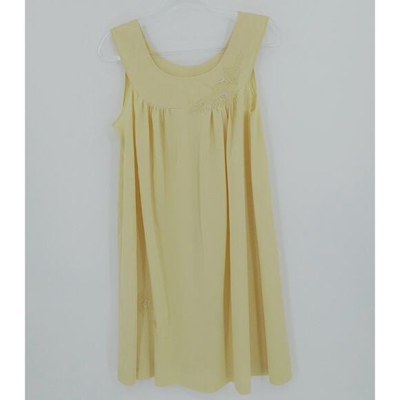 Vintage Lorraine Night Gown Butter Yellow Lingerie Cottagecore Coquette Medium - Picture 1 of 11